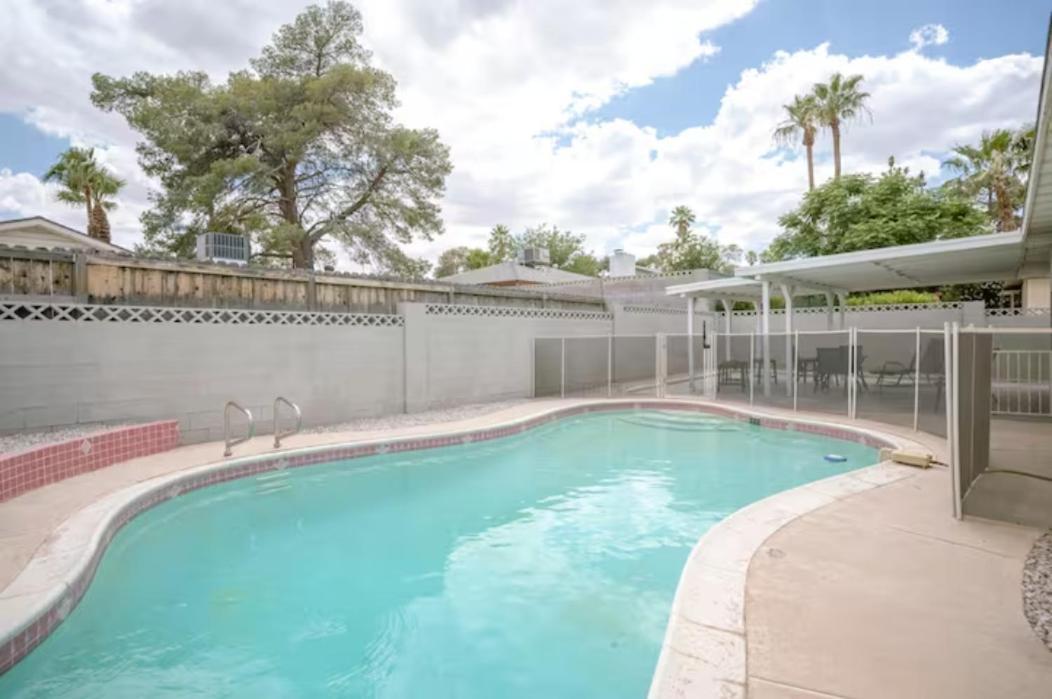 Pool 4 Bedroom 2 Bath Close To Strip Las Vegas Exterior foto